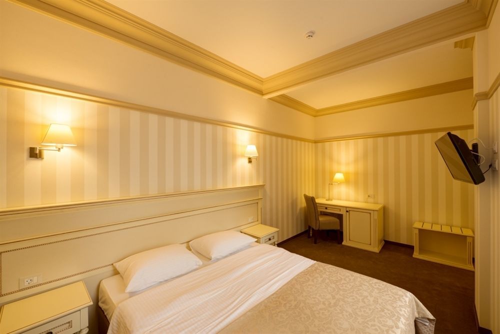 Premier Geneva Hotel Odesa Exterior foto
